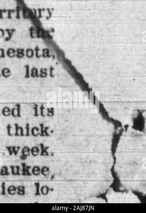 Boone County Recorder . ufab hwtnry nt parte sottile di .CSM5L a provare. Vecchi residenti di Chicago hanno seennothing simili poiché i bis sono ot1871. che di cui rifiuti 20000,000dollari che vale la pena di proprietà in questo cltV andthey confessare che il fumo di ios&lt;giorni coperti solo una limitata teicompared con che ha colpito bydestructive incendi di foreste in MinnesotMichigan e Wisconsin In lastfew giorni. A Chicago il pall raggiunto densità Itsgreatest Domenica dopo thick-tiling percettibilmente per quasi una settimana.relazioni analoghe provengono da Milwaukee,Detroit, Cleveland e altre città lo-cato da 600 a 800 miglia dal Foto Stock