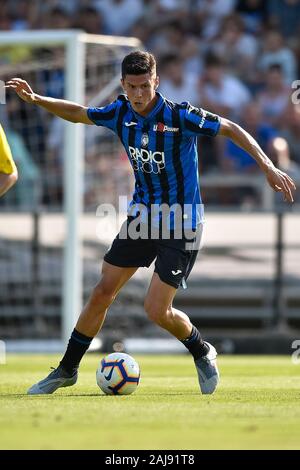 Clusone, Bergamo, Italia. 21 Luglio 2019: Matteo Pessina di Atalanta BC in azione durante la pre-stagione amichevole partita di calcio tra Atalanta BC e AC Renate. Atalanta BC ha vinto 6-0 su AC Renate. Credito: Nicolò Campo/Alamy vivere nuove Foto Stock