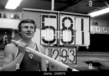 Campione del Mondo e detentore del record Sergey Bubka in Vilnius Foto Stock