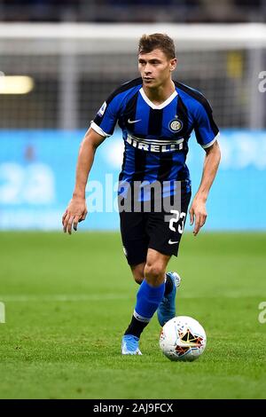 Milano, Italia. 26 Agosto 2019: Nicolo Barella di FC Internazionale in azione durante la serie di una partita di calcio tra FC Internazionale e US Lecce. FC Internazionale ha vinto 4-0 oltre US Lecce. Credito: Nicolò Campo/Alamy Live News Foto Stock