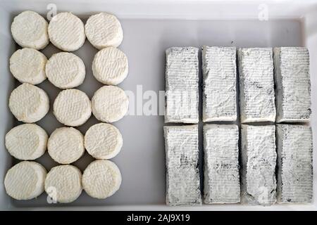 Azienda agricola tradizionale nelle Alpi francesi Foto Stock