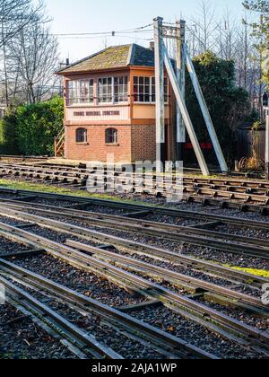 Frome minerale SEGNALE DI GIUNZIONE SCATOLA, Didcot Railway Centre, Hucknall, Nottingham, Inghilterra, Regno Unito, GB. Foto Stock