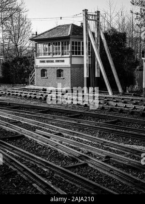 Frome minerale SEGNALE DI GIUNZIONE SCATOLA, Didcot Railway Centre, Hucknall, Nottingham, Inghilterra, Regno Unito, GB. Foto Stock