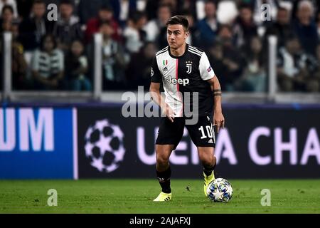 Torino, Italia. 1 Ottobre, 2019: Paulo Dybala della Juventus FC in azione durante la UEFA Champions League football match tra Juventus e Bayer Leverkusen. La Juventus ha vinto 3-0 su Bayer Leverkusen. Credito: Nicolò Campo/Alamy Live News Foto Stock