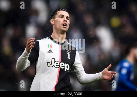 Torino, Italia - 01 dicembre, 2019: Cristiano Ronaldo della Juventus FC reagisce durante la serie di una partita di calcio tra Juventus e noi di Sassuolo. La partita si è conclusa con un pareggio (2-2). Credito: Nicolò Campo/Alamy Live News Foto Stock