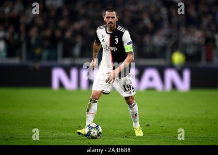 Torino, Italia - 22 October, 2019: Leonardo Bonucci della Juventus FC in azione durante la UEFA Champions League football match tra Juventus FC ed FC Lokomotiv Mosca. La Juventus ha vinto 2-1 su FC Lokomotiv Mosca. Credito: Nicolò Campo/Alamy Live News Foto Stock