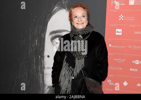 Torino, Italia - 22 November, 2019: Emanuela Martini in posa per una foto durante la cerimonia di apertura della trentasettesima edizione del Torino Film Festival. Credito: Nicolò Campo/Alamy Live News Foto Stock