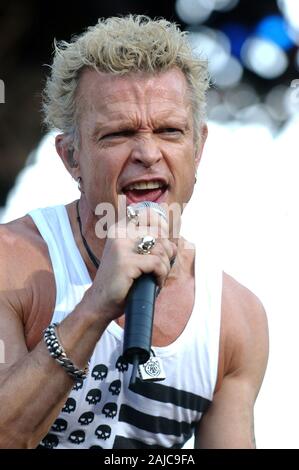 Italia Imola , 10-11-12 giugno 2005 "Heineken Jammin festival 2005' Autodromo di Imola: Billy Idol durante il concerto Foto Stock