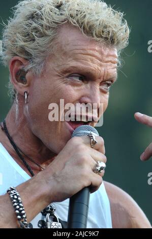 Italia Imola , 10-11-12 giugno 2005 "Heineken Jammin festival 2005' Autodromo di Imola: Billy Idol durante il concerto Foto Stock