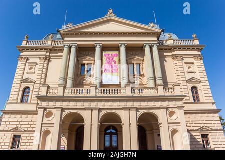 Parte anteriore del Meclemburgo Teatro di Stato di Schwerin, Germania Foto Stock