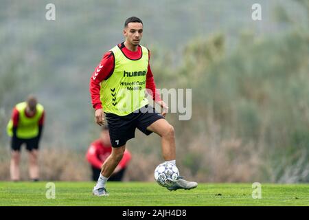 ESTEPONA, 04-01-2020, calcio, , olandese eredivisie, stagione 2019-2020, FC Emmen player Hilal Ben Moussa, durante il corso di formazione in Estepona Spagna Foto Stock