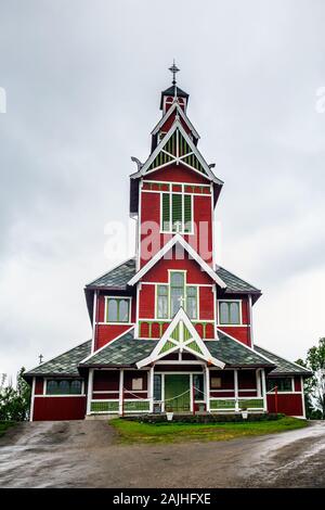 Buksnes chiesa nella città Gravdal, isole Lofoten in Norvegia, l'Europa. Gravdal, Norvegia - 26 agosto 2019. Foto Stock