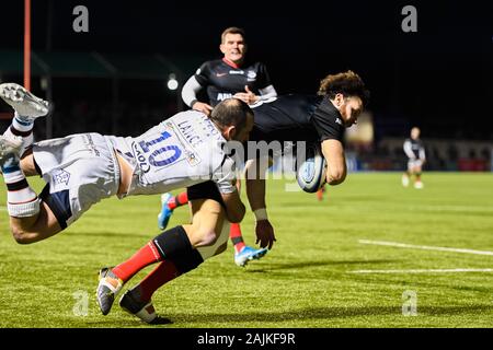 Londra, Regno Unito. 04th, 2020 gen. Duncan Taylor di Saraceni è affrontato da Jono lancia di Worcester Warriors durante la Premiership Gallagher partita di rugby tra Saraceni vs Worcester Warriors R11 al Parco di Allianz il Sabato, 04 gennaio 2020. Londra Inghilterra . (Solo uso editoriale, è richiesta una licenza per uso commerciale. Nessun uso in scommesse, giochi o un singolo giocatore/club/league pubblicazioni.) Credito: Taka G Wu/Alamy Live News Foto Stock