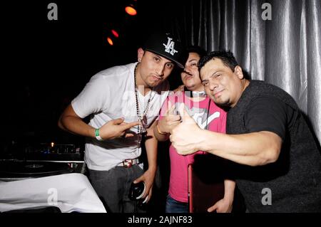 DJ Dre Sinatra (l) il 20 maggio 2010 a Los Angeles, California. Foto Stock