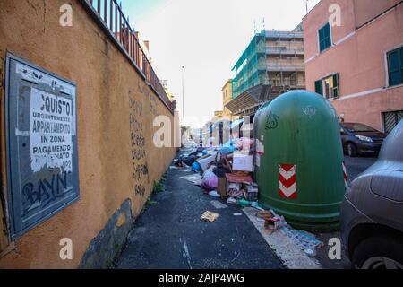 ROMA - RIFIUTI- CENTOCELLE Foto Stock
