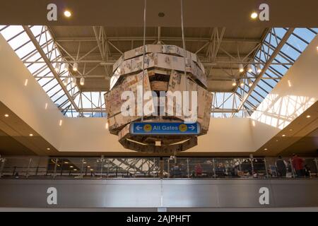 Torre Campanaria artwork da Mark Bradford in Tom Bradley International Terminal in Aeroporto LAX Foto Stock
