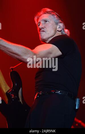 Assago Milano, Italia 23/04/2007 : Roger Waters in concerto al Datchforum Assago Foto Stock