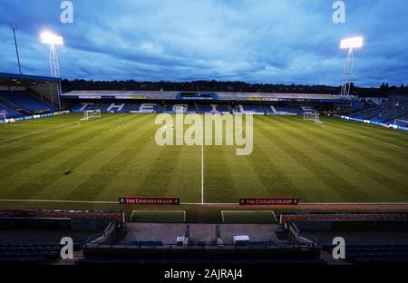 Vista generale del Priestfield Stadium prima della FA Cup terzo turno match tra Gillingham e West Ham United. Foto Stock