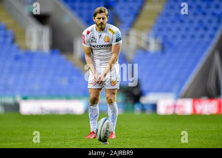 READING, Regno Unito. 05th, 2020 gen. Gareth Stevenson Exeter Chiefs prende una conversione kick durante la Premiership Gallagher partita di rugby tra il London Irish vs Exeter Chiefs al Madejski Stadium di Domenica, 05 gennaio 2020. Londra Inghilterra . (Solo uso editoriale, è richiesta una licenza per uso commerciale. Nessun uso in scommesse, giochi o un singolo giocatore/club/league pubblicazioni.) Credito: Taka G Wu/Alamy Live News Foto Stock