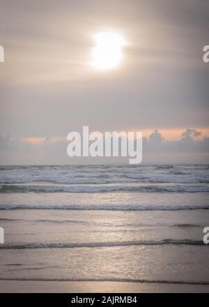 Tramonto a Saunton Sands Beach in una serata estiva Foto Stock