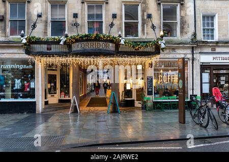 Lo storico corridoio nel bagno, Somerset, Inghilterra Foto Stock