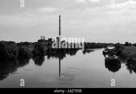 Impianto di riscaldamento del fiume Sava, zagreb Foto Stock