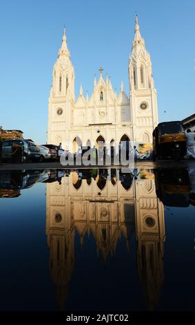 Basilica Di Nostra Signora Delle Dolours A Thrissur, India. Foto Stock