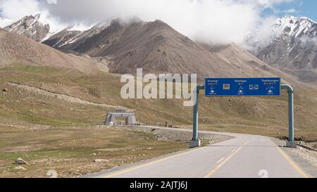 Regione del Kashmir del Pakistan presa in agosto 2019 Foto Stock