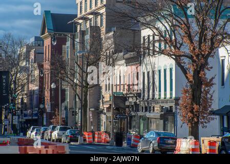 Architettura storica illumina con la luce del mattino nel cerchio di Logan / 14th Street NW quartiere di Washington, DC. Foto Stock