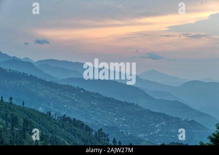 Regione del Kashmir del Pakistan presa in agosto 2019 Foto Stock