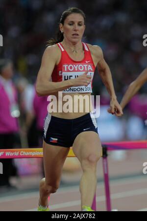 Zuzana (Hejnová Tcheck) durante la seconda serie di 400m Ostacoli Womens presso la IAAF mondiale di atletica il 6 agosto, 201st presso lo stadio olimpico di Londra, Gran Bretagna Photo Laurent Lairys / DDPI Foto Stock