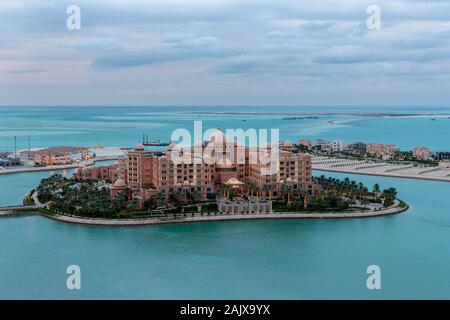 Bellissima vista aerea di Marsa Malaz Kempinski Hotel di Doha Foto Stock