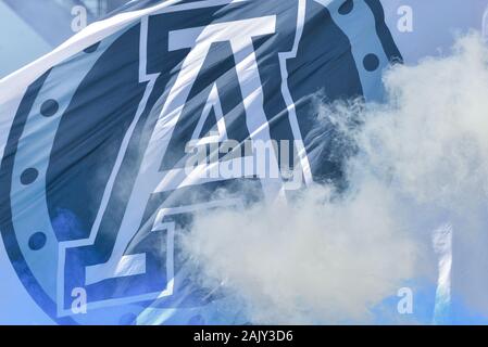 Toronto Argonauts flag in un fumo durante la normale stagione CFL gioco Toronto Argonauts vs Hamilton Tiger-Cats presso BMO Field Stadium il 22 giugno 2019. ( Foto Stock
