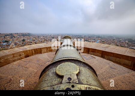 Jaisalmer fort è situato nella città di Jaisalmer, nello stato indiano del Rajasthan. Si è creduto di essere uno dei pochi vivono forti nel wo Foto Stock