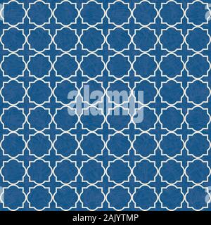 Bianco tradizionale reticolo quatrefoil design in stile acquerello texture di sfondo blu. Vettore di Seamless pattern. Perfetto per il benessere, spa, estate Illustrazione Vettoriale