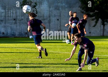 MARBELLA - 06-01-2020. Eredivisie voetbal, stagione 2019-2020. Willem II giocatore Marios Vrousai durante il corso di formazione nella città di Marbella. Foto Stock