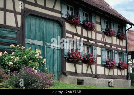 Ambito decora la Hermann Hesse House a Gaienhofen. Qui il poeta tedesco-svizzero, scrittore e pittore Hermann Hesse (1877-1962) visse tra il 1907 Foto Stock