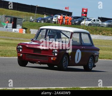 Adrian Oliver, Hillman Imp, Storico Touring Cars, HSCC, Storico Sports Car Club, Snetterton, giugno 2019, il circuito da corsa, CJM Fotografia, classic car Foto Stock