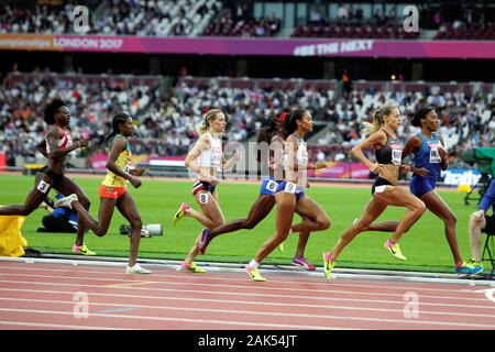 Ajee Wilson (USA) ,vescovo Melissa (Canada) ,Adelle Tracey (Gran Bretagna) , Hedda Hynne ( Norvege) , Habitam Alemu 'Ethiopie) e Noélie Yarigo (Benin) durante la prima semi finale 800m le donne della IAAF mondiale di atletica il 6 agosto, 201st presso lo stadio olimpico di Londra, Gran Bretagna Photo Laurent Lairys / DPPI Foto Stock