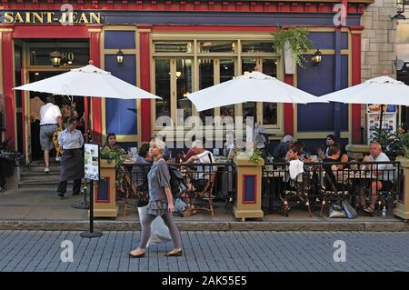 Cafe Bistro/Saint-Jean in der Rue St.Jean in Quebec City, am Abend, Kanada Osten | Utilizzo di tutto il mondo Foto Stock