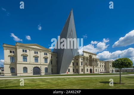 Dresda: Olbrichtplatz, Arsenalhauptgebaeude des Militaerhistorischen Musei der Bundeswehr (MHM), Sachsen | Utilizzo di tutto il mondo Foto Stock