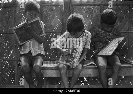 12/21/18 Rajoir Dishari scuola Foto Stock