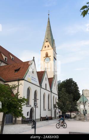 Kempten: San-Mang-Platz mit St. Mang Kirche di Allgaeu | Utilizzo di tutto il mondo Foto Stock