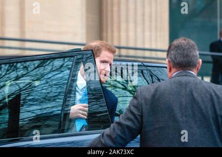 Londra, UK, 7 gennaio 2019 il principe Harry e sua moglie Meghan Markle visitare il Canada House di Trafalgar Square a seguito della loro sei settimane di vacanza in Canada. Credito: Johnny Armstead/Alamy Live News Foto Stock