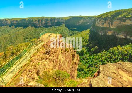 Panorama sul pulpito Rock lookout famoso punto di riferimento nelle Blue Mountains National Park, New South Wales, Australia. Paesaggio australiano con vedute panoramiche Foto Stock