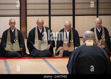 Zen cerimonia buddista, Tenryū-ji, Kyoto, Giappone Foto Stock