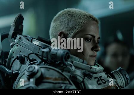 Data di rilascio: Gennaio 10, 2020 Titolo: subacquea STUDIO: Twentieth Century Fox regia: William Eubank Trama: un equipaggio di acquatico i ricercatori lavorano per arrivare alla sicurezza dopo un terremoto devasta il loro laboratorio sotterraneo. Ma l'equipaggio ha oltre l'oceano fondale per paura. STARRING: Kristen Stewart come Norah. (Credito Immagine: © Twentieth Century Fox/Entertainment Immagini) Foto Stock