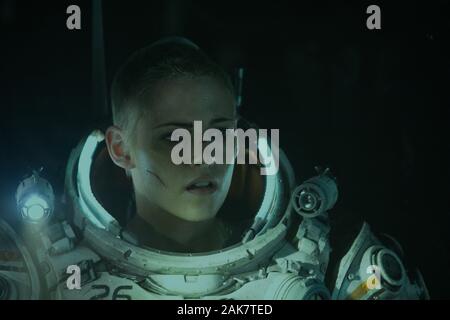 Data di rilascio: Gennaio 10, 2020 Titolo: subacquea STUDIO: Twentieth Century Fox regia: William Eubank Trama: un equipaggio di acquatico i ricercatori lavorano per arrivare alla sicurezza dopo un terremoto devasta il loro laboratorio sotterraneo. Ma l'equipaggio ha oltre l'oceano fondale per paura. STARRING: Kristen Stewart come Norah. (Credito Immagine: © Twentieth Century Fox/Entertainment Immagini) Foto Stock