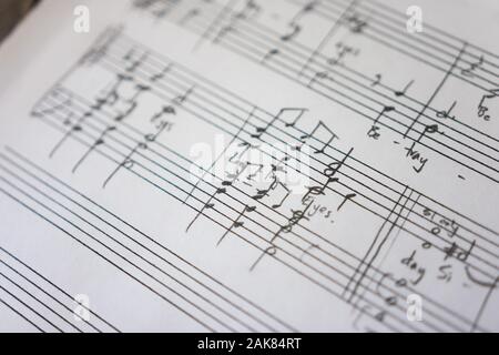 Disegnato in corde e ritmi sullo sbozzato personale di musica del foglio Foto Stock