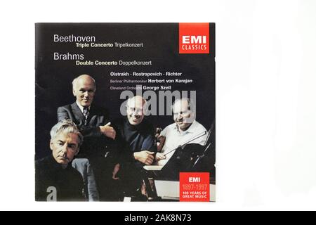 Il coperchio della storica la registrazione di musica su cd di Oistrakh, Rostropovich e Richter Riproduzione di Beethoven e di Brahms con Karajan e Szell Foto Stock